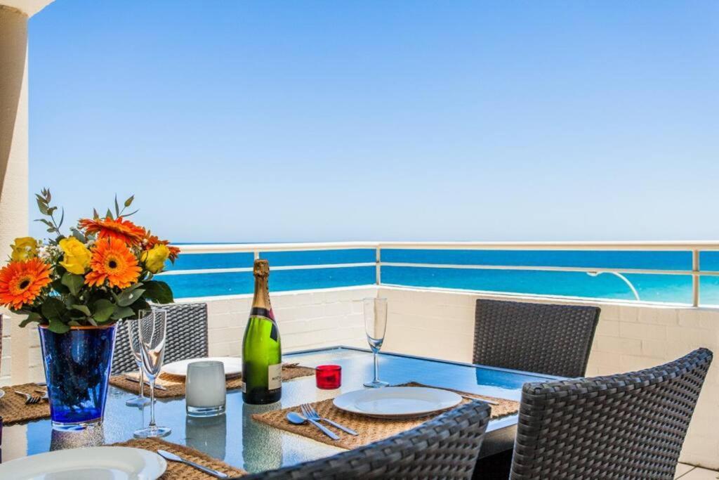 Beach View Apartment In Cottesloe Perth Exteriör bild